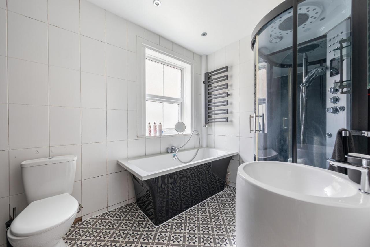 Charming 1 Bed Flat W Courtyard In Central Londres Extérieur photo